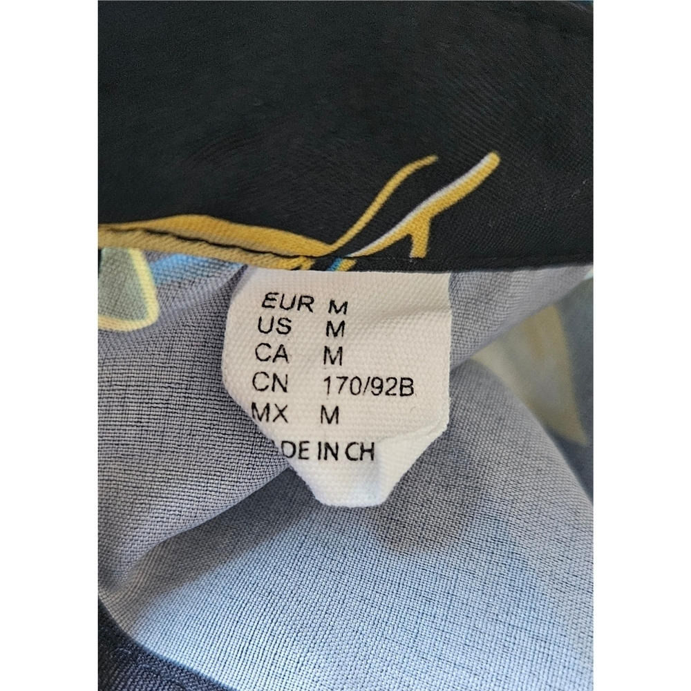 Highneck Blouse - Picture 5 of 7